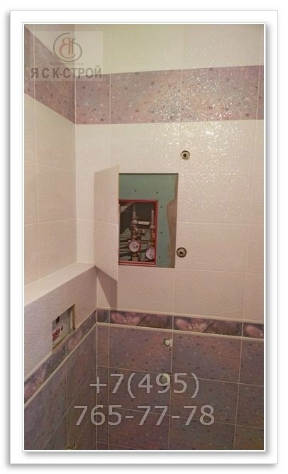 Скрытый люк плитки в ванной комнате фото